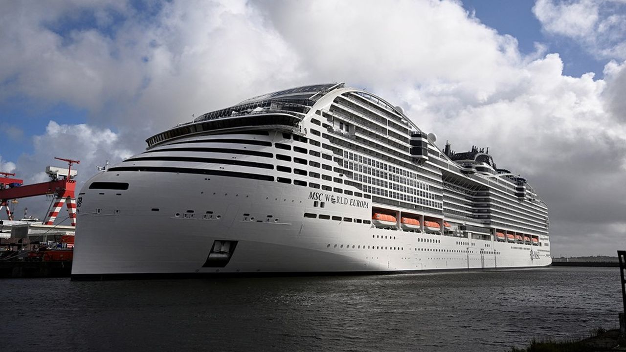 MSC World Europa en navigation