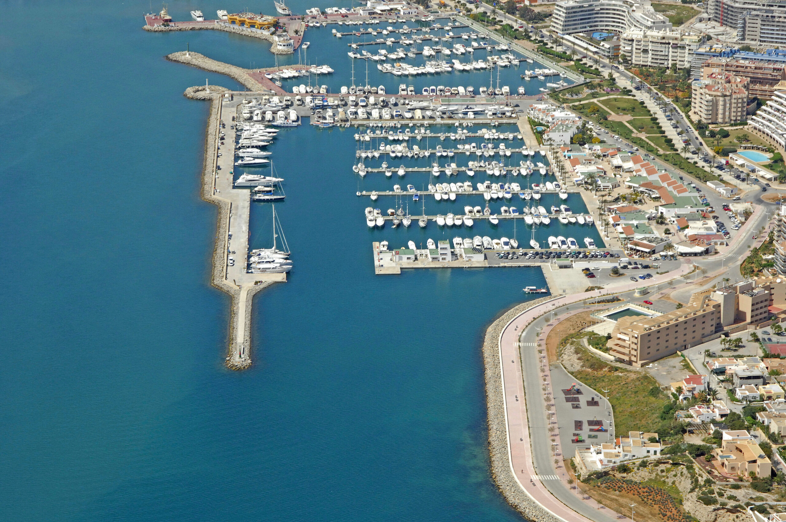 Port et secteur de Botafoc à Ibiza