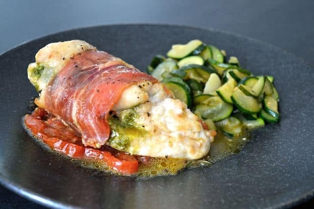 Blanc de poulet au prosciutto et mozzarella