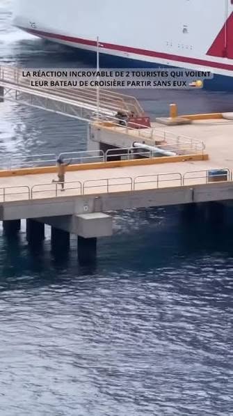 Passagers arrivant trop tard alors que leur navire quitte le port