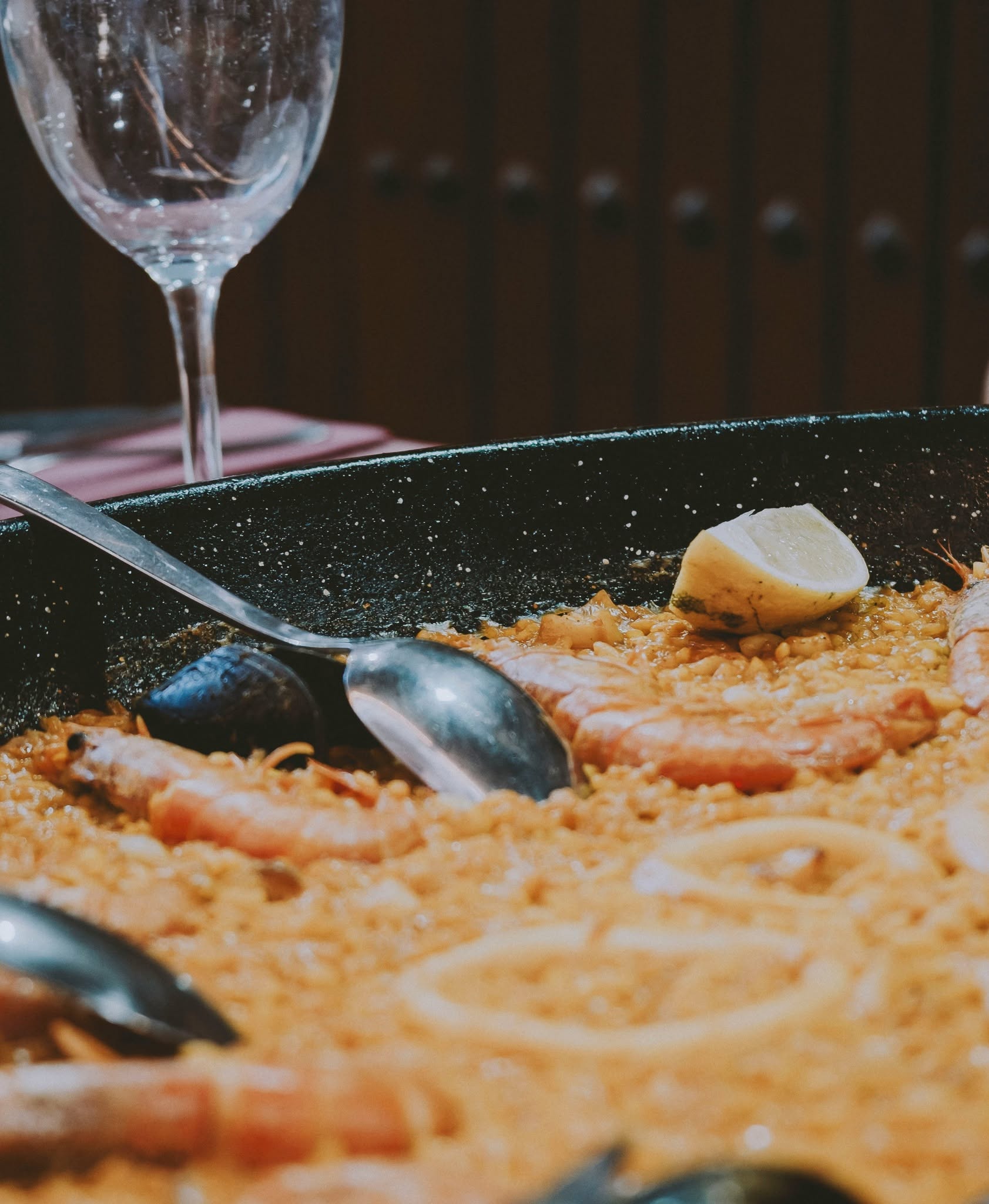 Paella aux fruits de mer à Valence