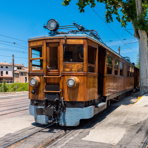 Train historique en bois de Sóller à Majorque