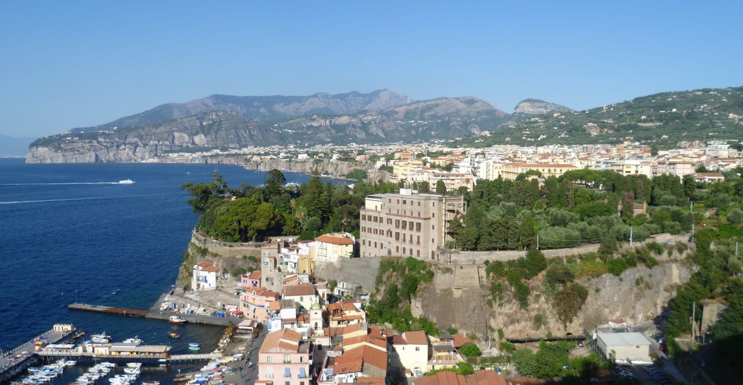 Vue de Sorrente sur la baie