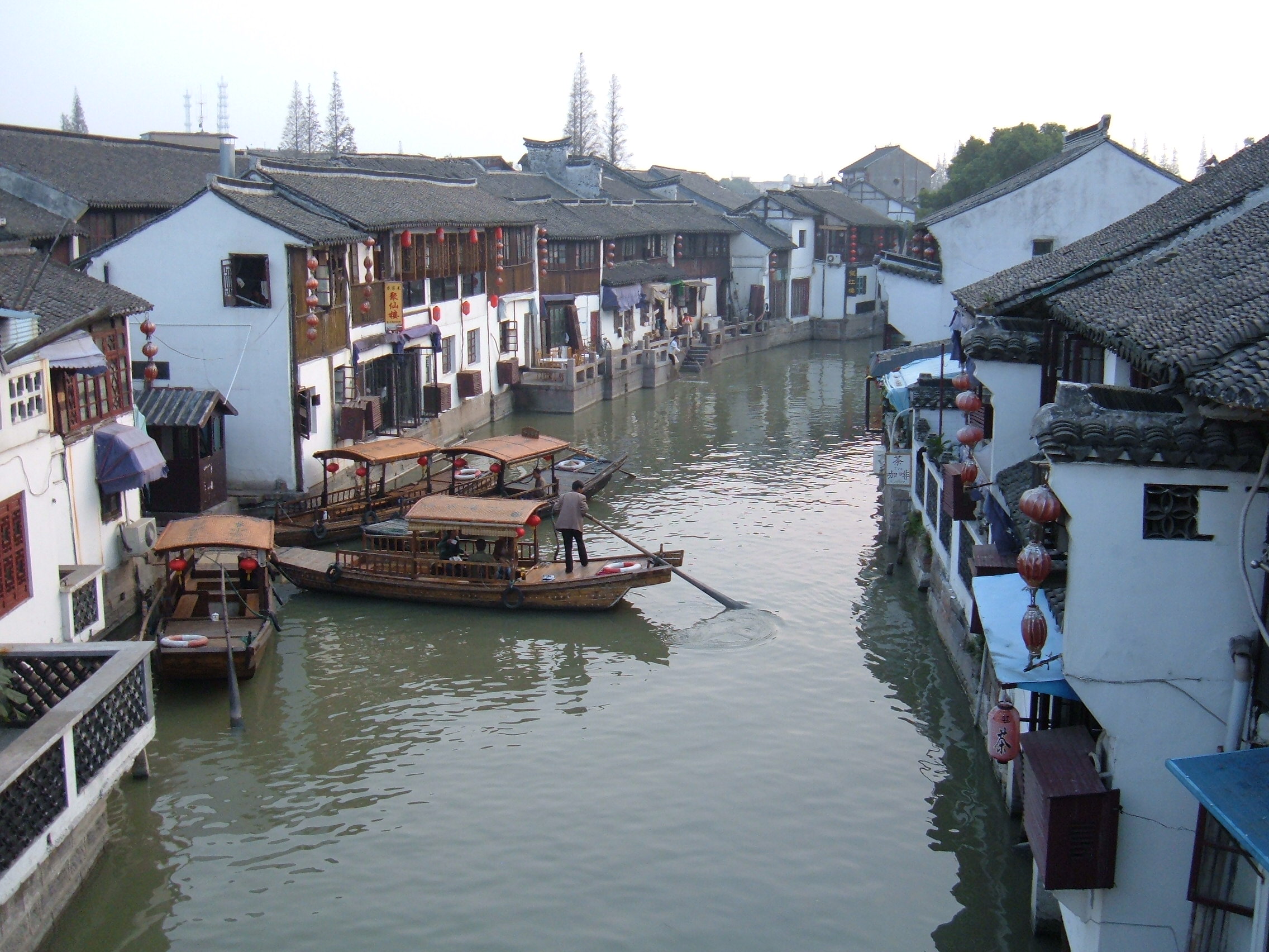 Canaux de Zhujiajiao près de Shanghaï