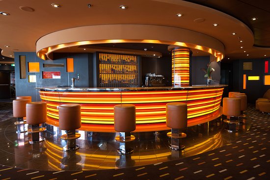 Golden Jazz Bar du MSC Divina