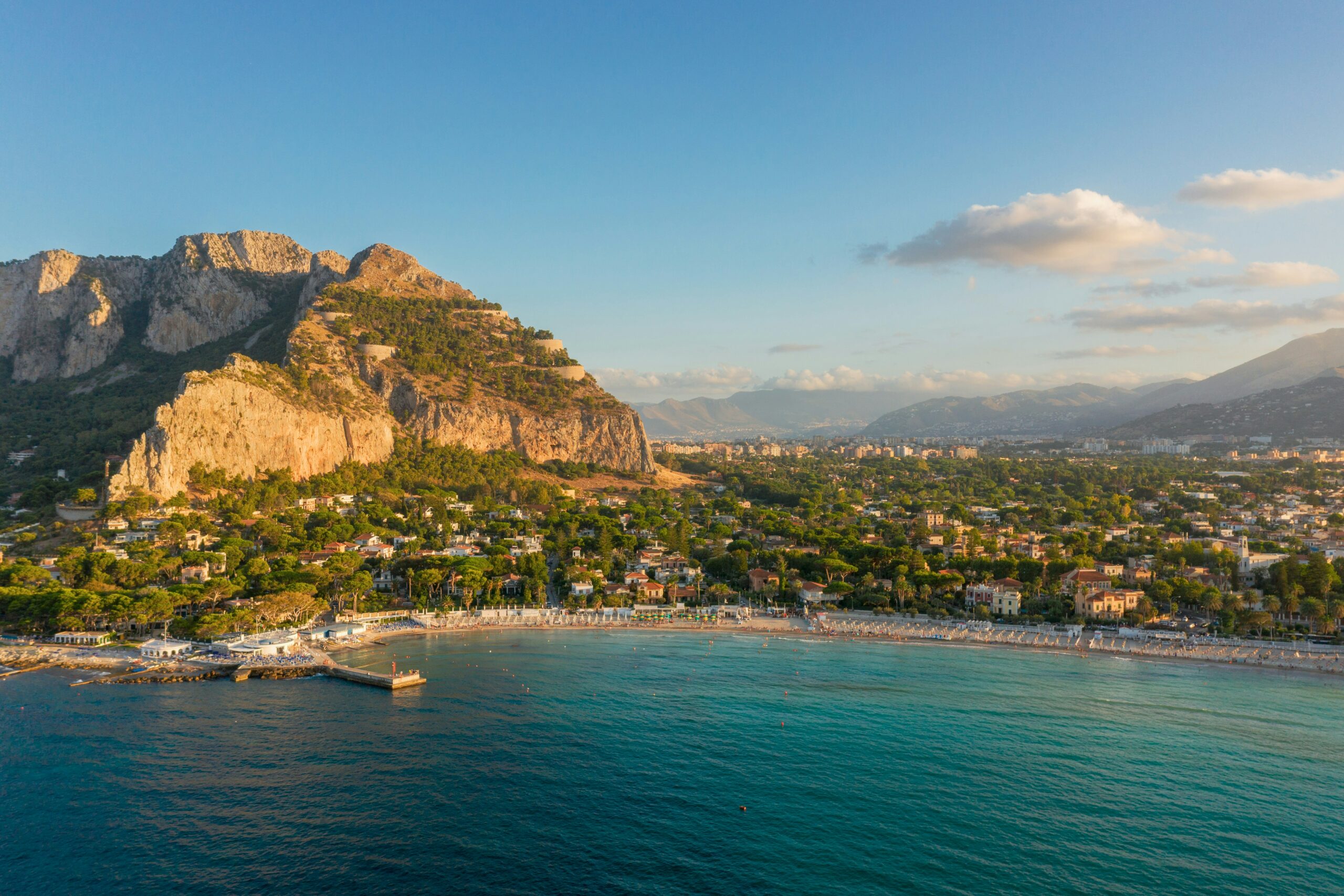 Plage de Mondello près de Palerme