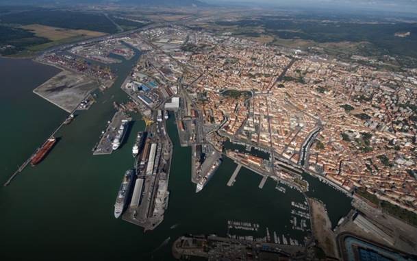 Port de Livourne et zone d'escale des navires de croisière