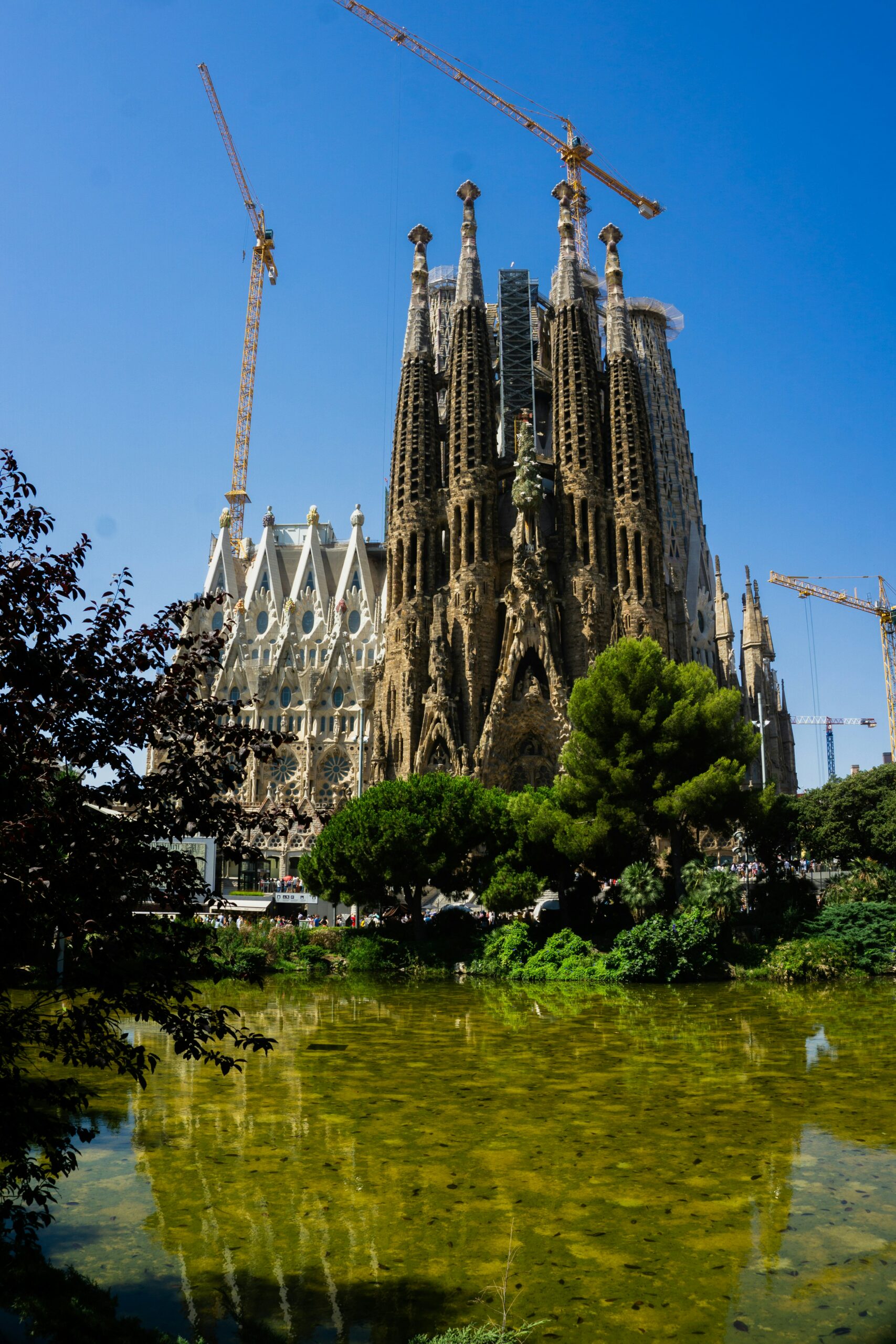 Sagrada Família vue de l'extérieur à Barcelone