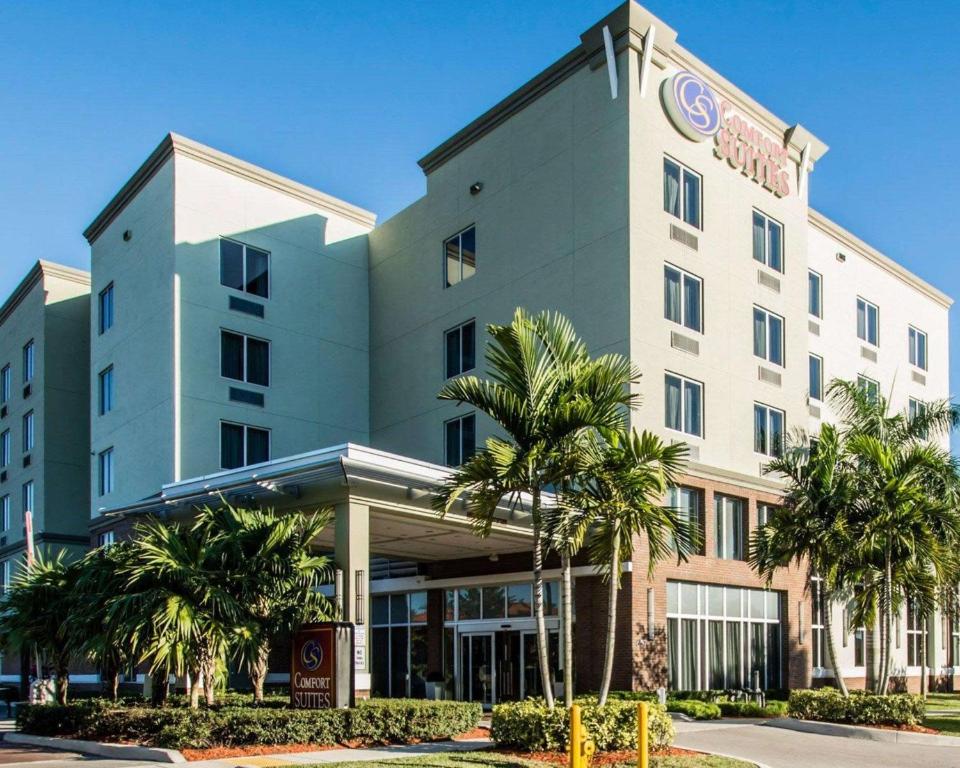 Comfort Suites Miami Airport North à Miami Springs