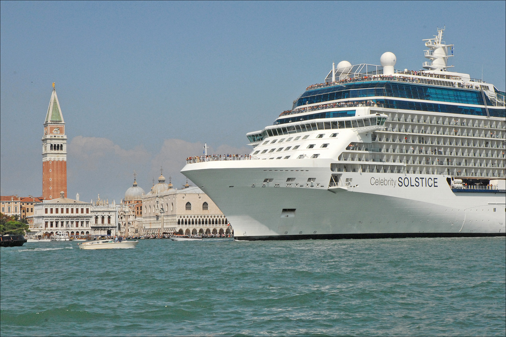 Zone portuaire et arrivée des croisiéristes à Venise