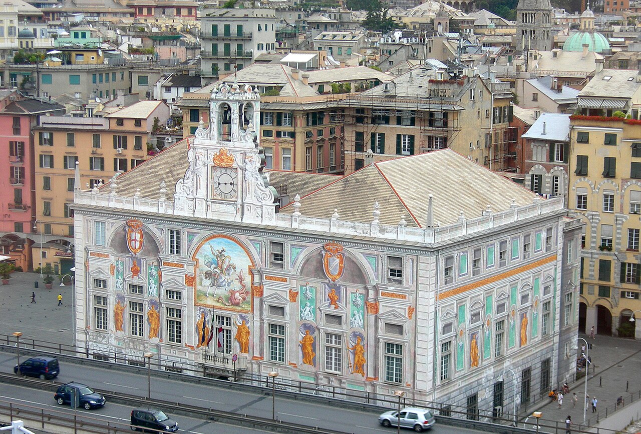 Palazzo San Giorgio à Gênes vu depuis le Porto Antico
