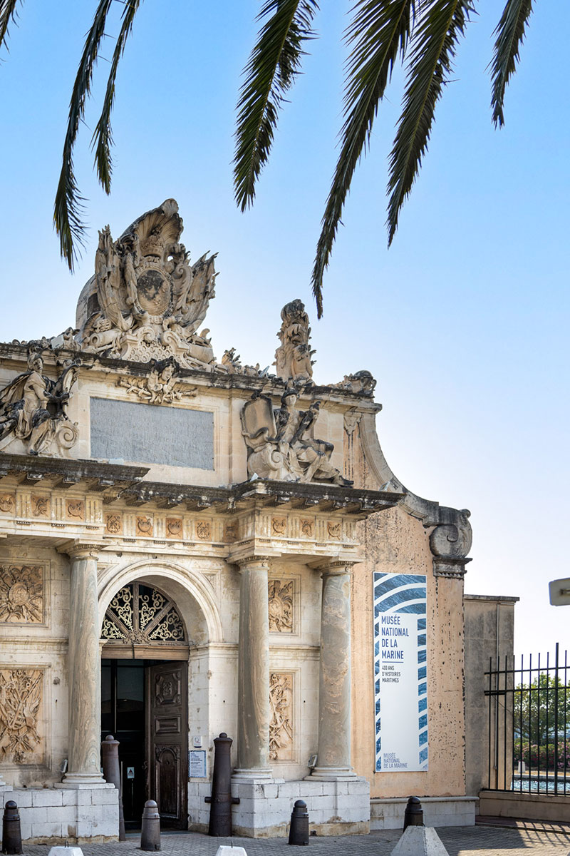 Entrée du Musée national de la Marine de Toulon près de l'Arsenal