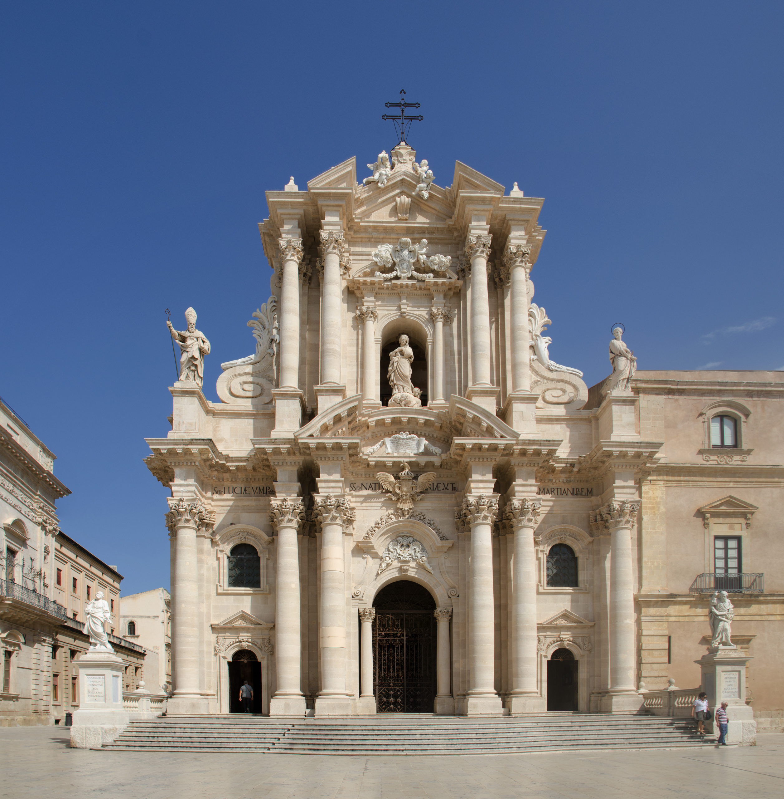 Cathédrale de Syracuse sur la Piazza Duomo à Ortigia