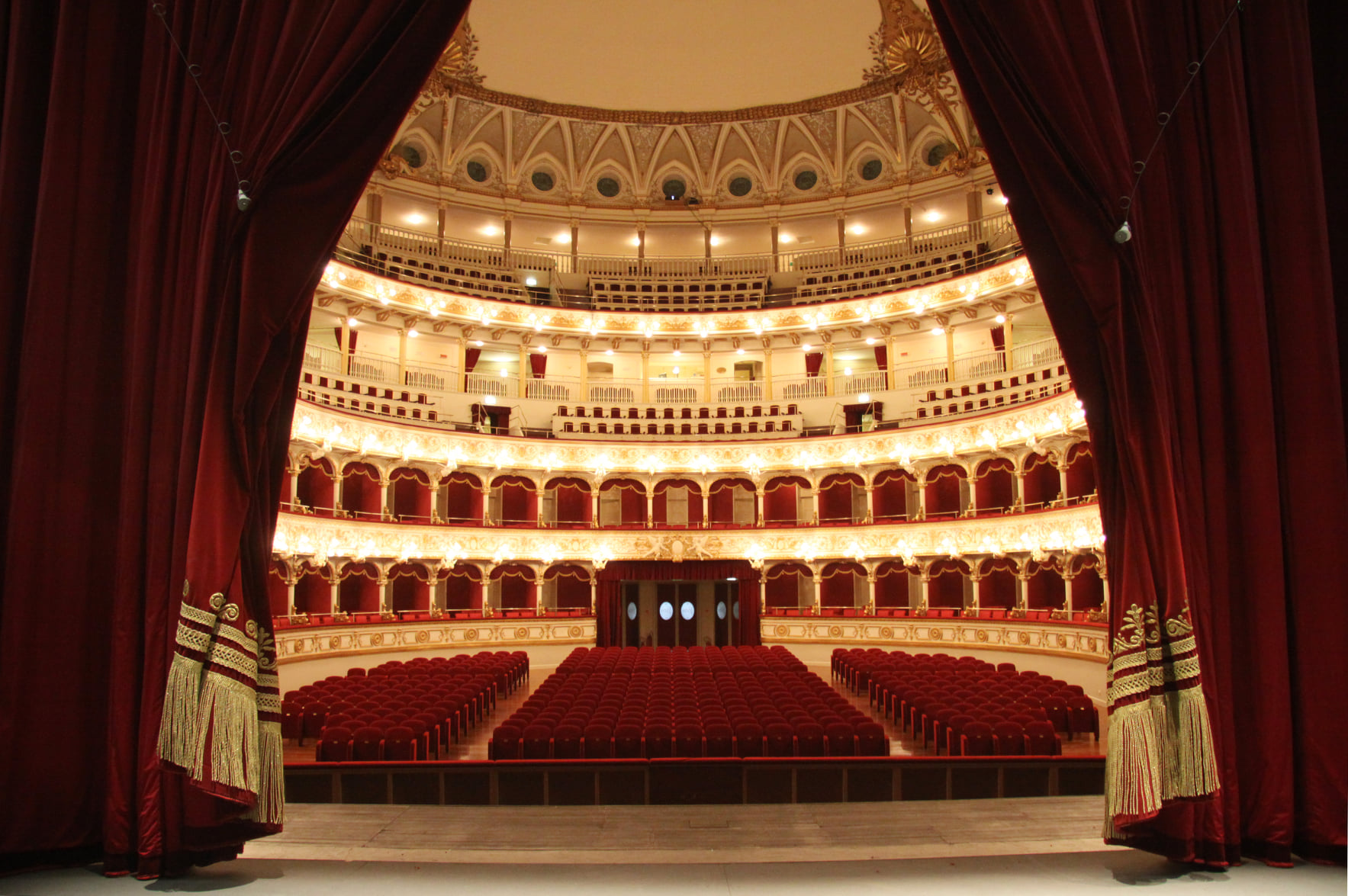 Intérieur du Teatro Petruzzelli à Bari