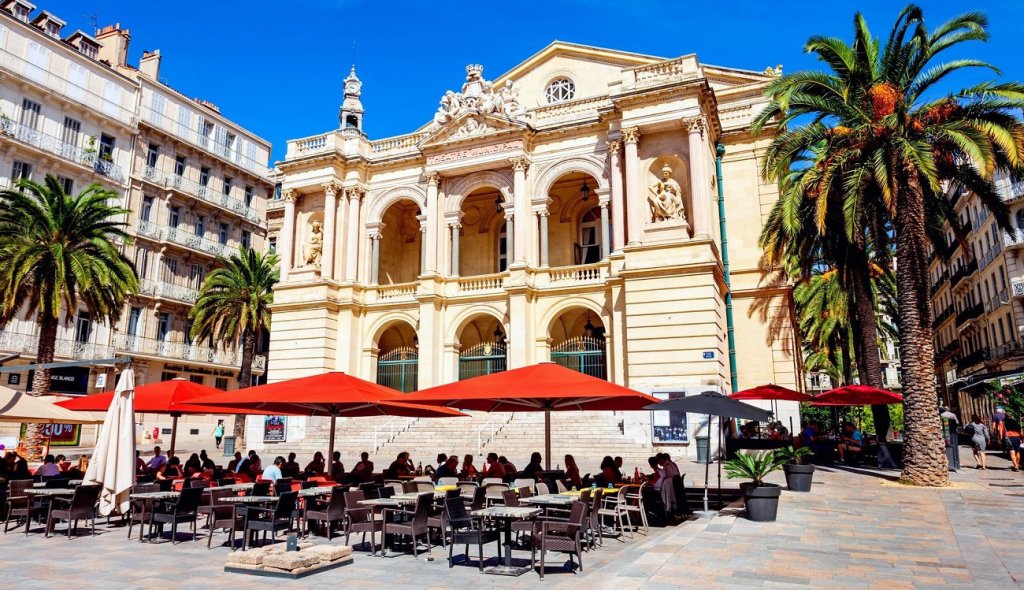 Centre-ville de Toulon près du port de croisière
