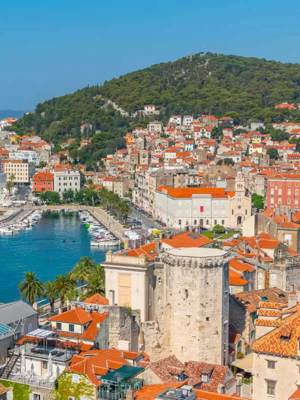 Vue panoramique sur Split depuis la colline de Marjan