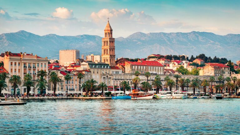 Vue panoramique de Split et du palais de Dioclétien en Croatie