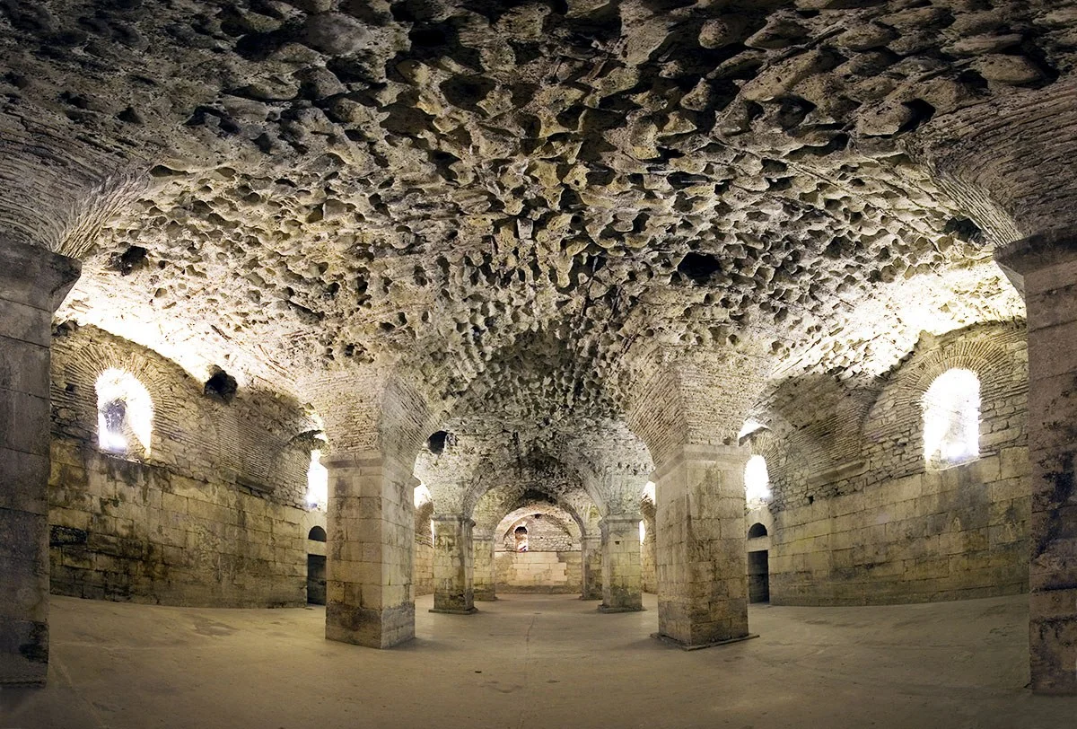 Sous-sols du palais de Dioclétien à Split