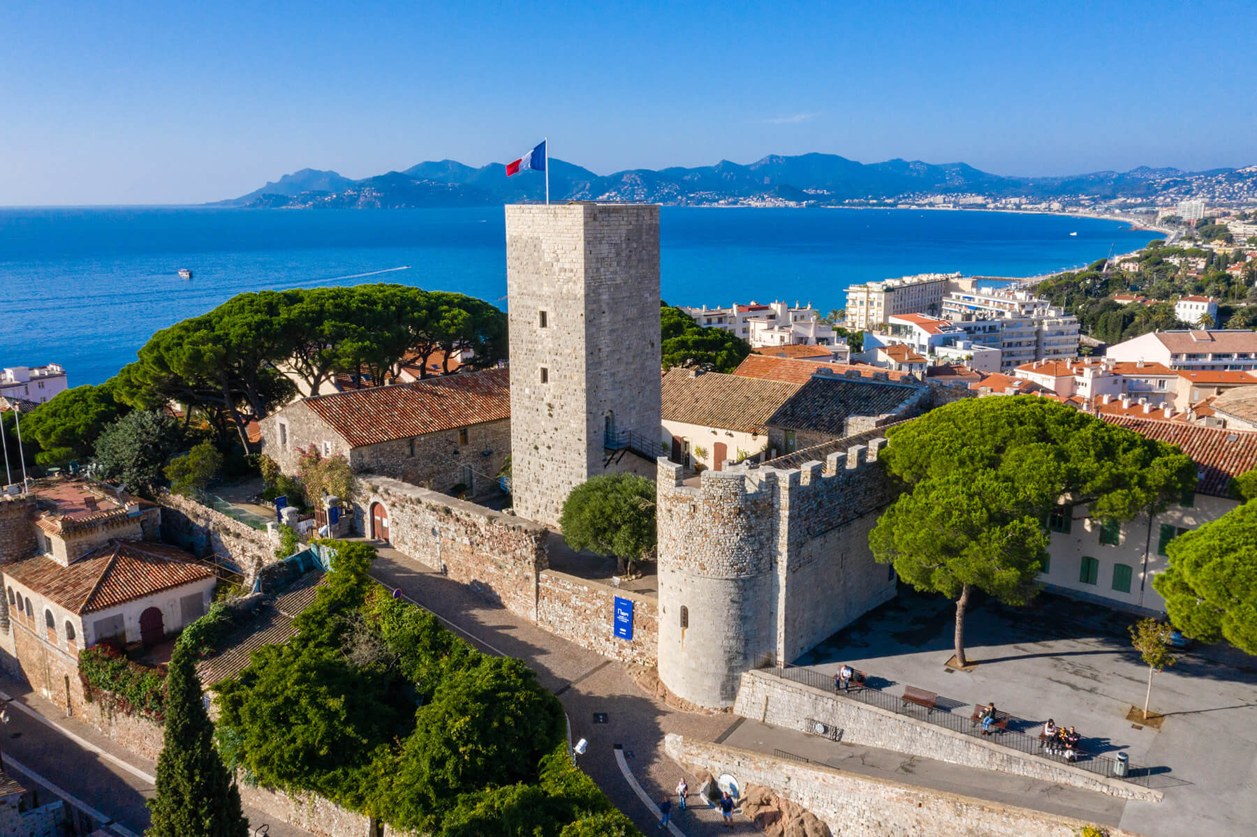 Vue panoramique sur Cannes depuis le quartier de la Castre